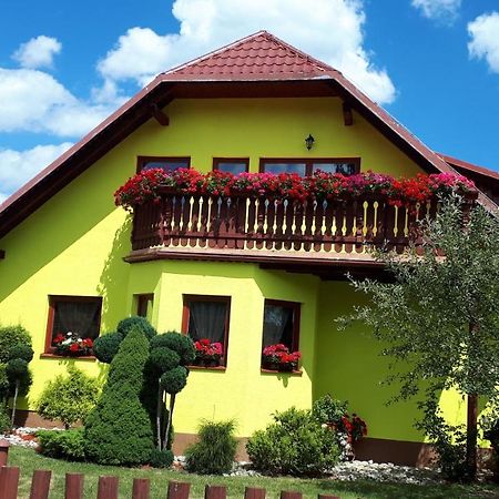 Apartman Adrianka Turcianske Teplice Ngoại thất bức ảnh